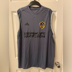 LA Galaxy men’s soccer tank top size XL